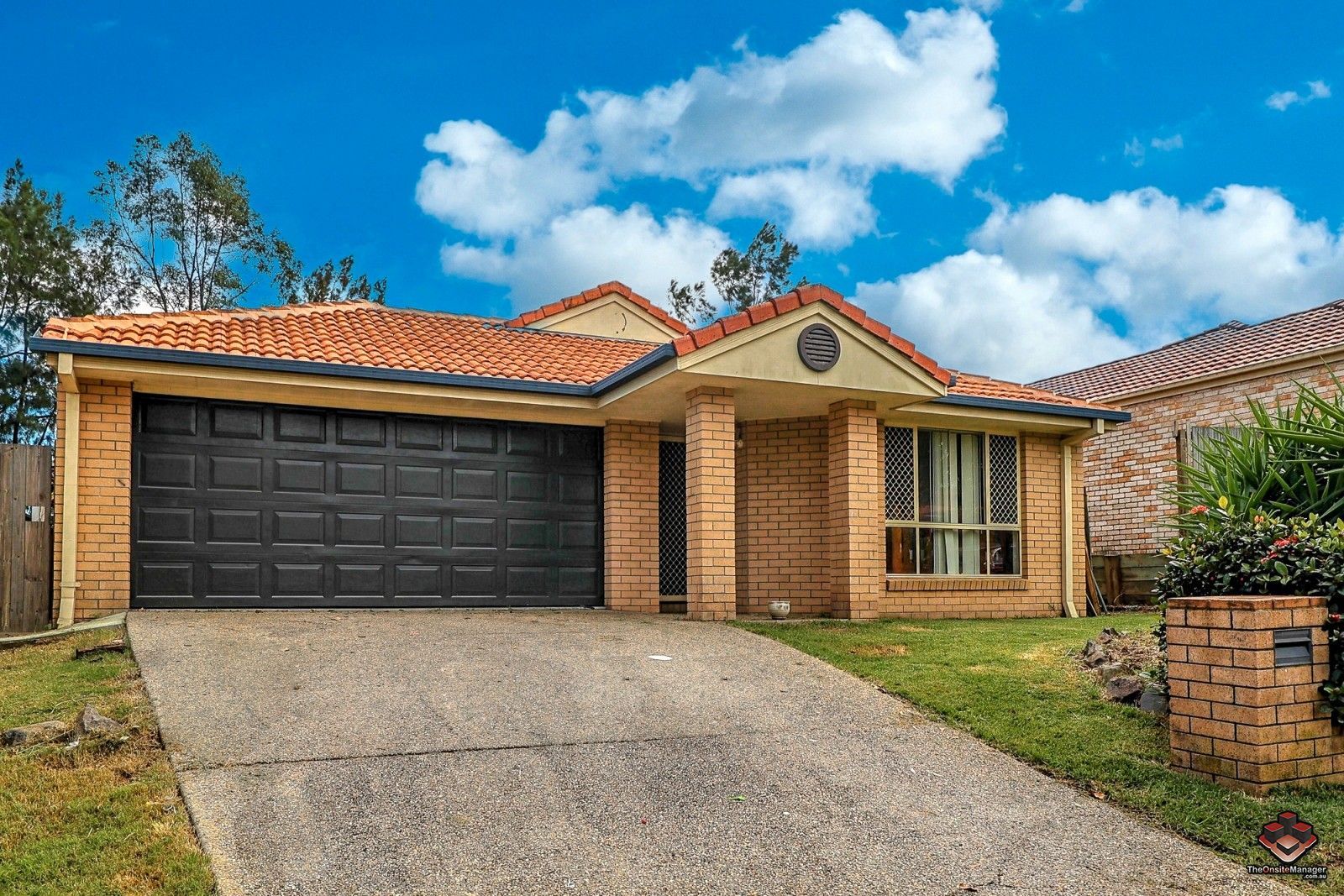 4 bedrooms House in 52 Berkshire Place SPRINGFIELD LAKES QLD, 4300