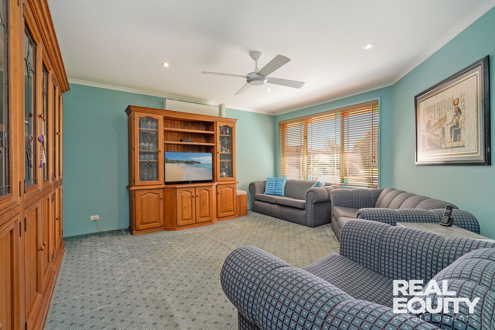 4 Aneura Court, Wattle Grove NSW 2173, Image 1