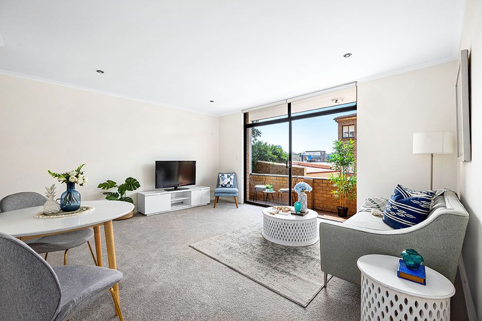 2 bedrooms Apartment / Unit / Flat in 2/1-3 Byron Street COOGEE NSW, 2034