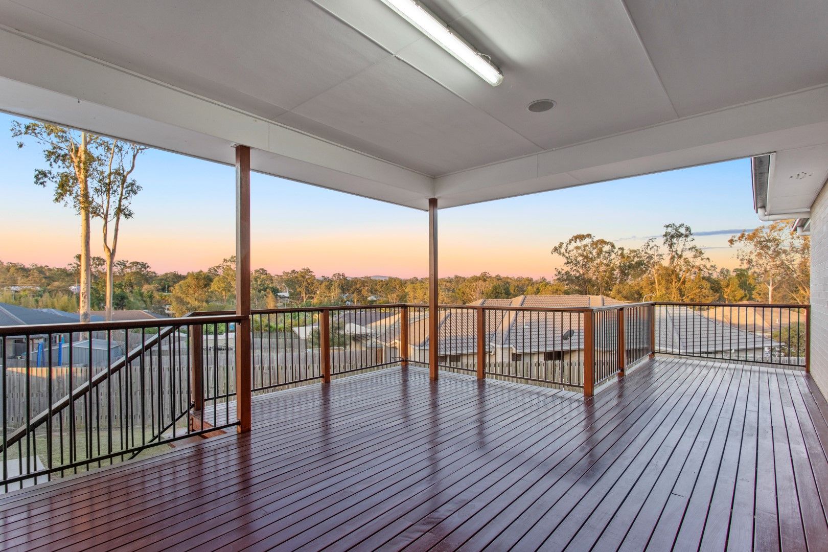 11 Forest-Oak Court, Chuwar QLD 4306, Image 2