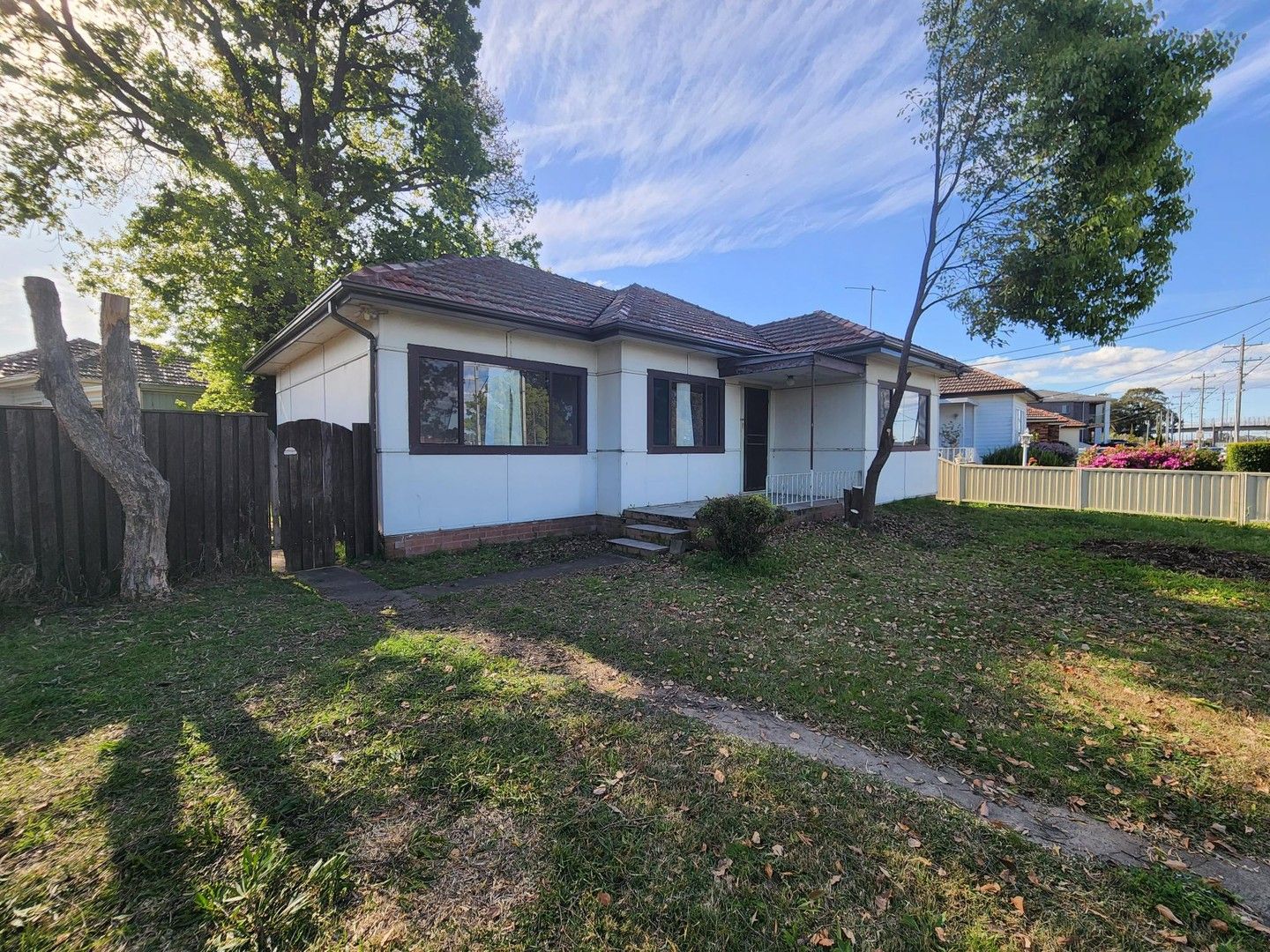 3 bedrooms House in 87 Military Road MERRYLANDS NSW, 2160