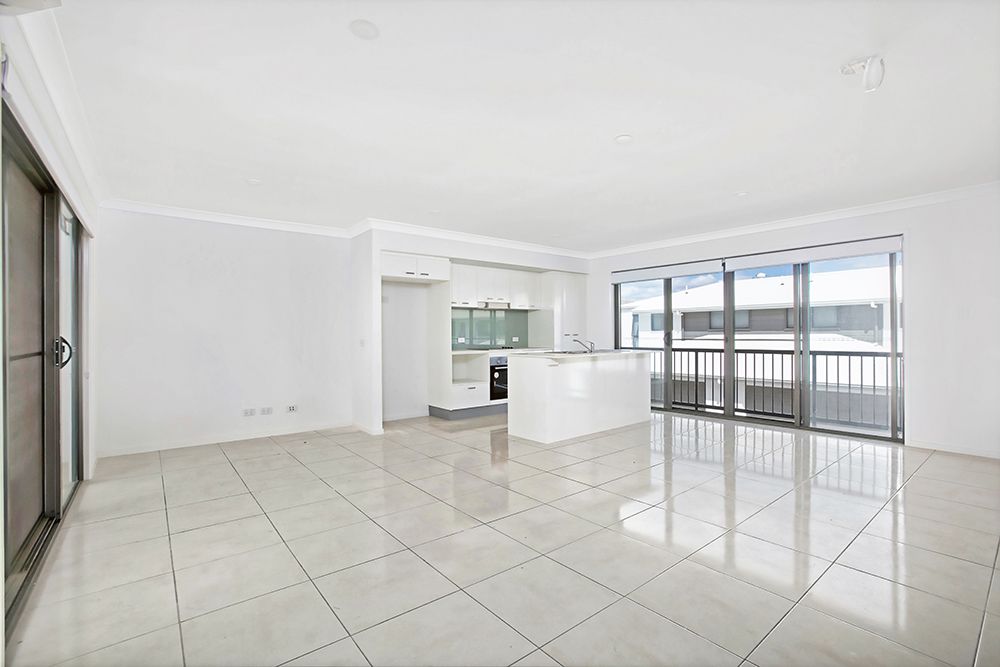 3 bedrooms Townhouse in 36 kathleen street RICHLANDS QLD, 4077