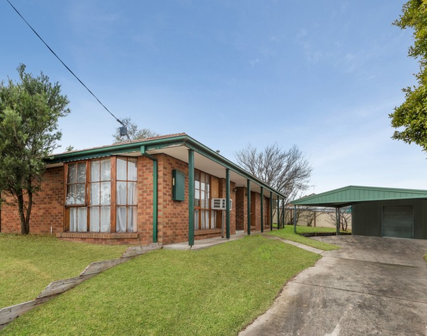 16 Sarah Place, Hampton Park VIC 3976