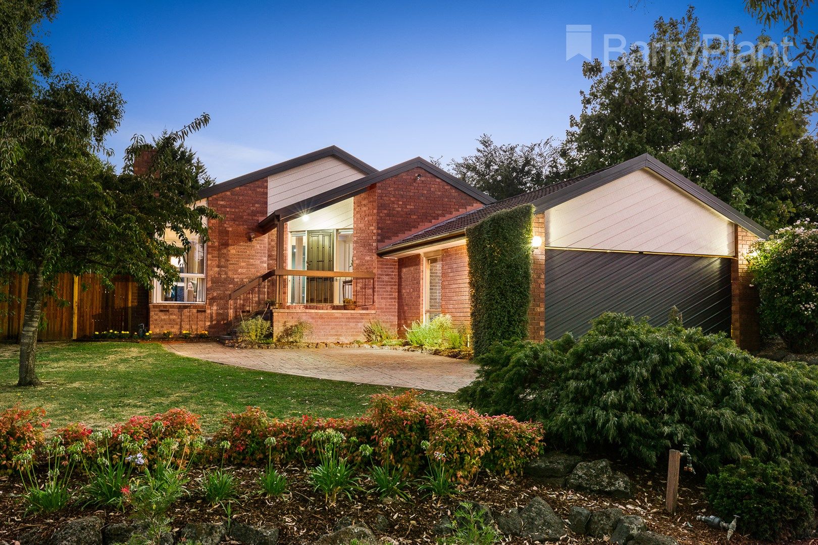 97 Lakeview Drive, Lilydale | Property History & Address Research | Domain