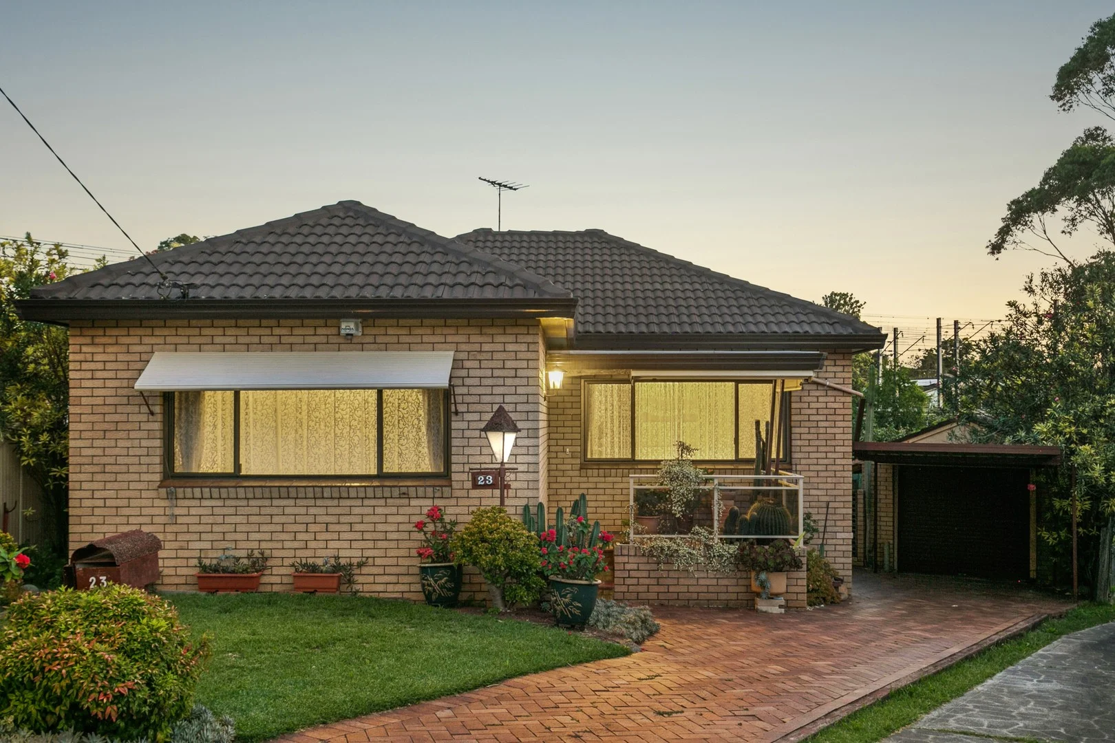 Primary image of 23 Fullerton Crescent, Riverwood NSW 2210