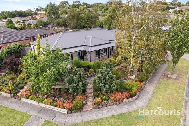 Picture of 6 Greyfriars Way, DROUIN VIC 3818
