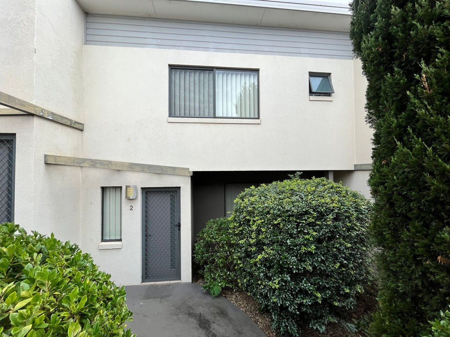 3 bedrooms Townhouse in 2/26 Luttrell Street GLENMORE PARK NSW, 2745