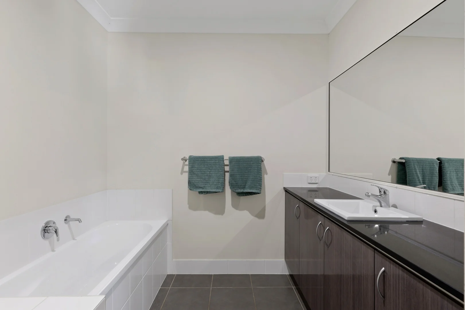 Additional image 14 of 2/31 Schooner Avenue, Bucasia QLD 4750