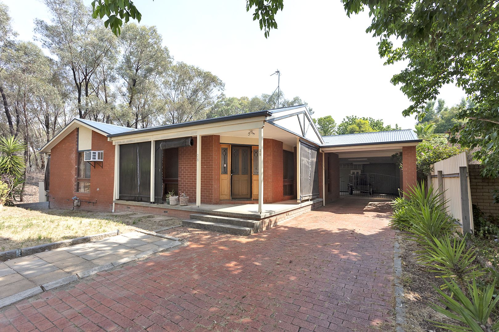 28 Yellow Gum Way Thurgoona Nsw 2640 Domain