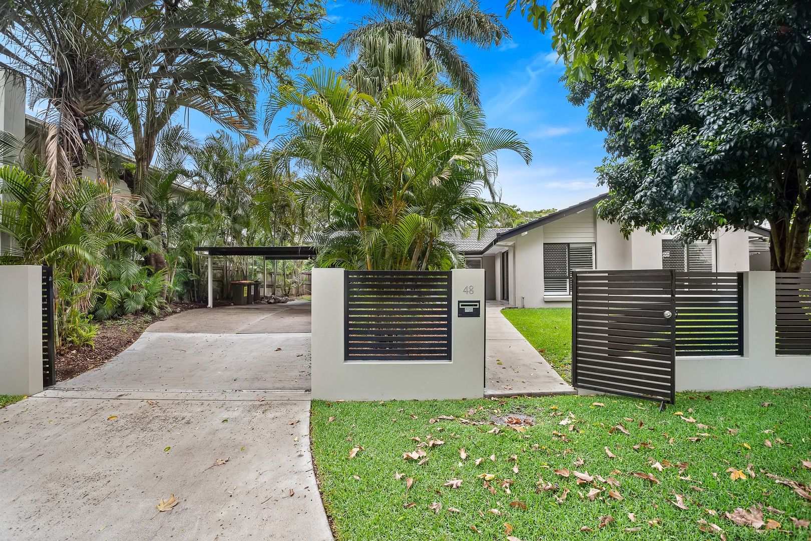 5 bedrooms House in 48 Mandalay Street FIG TREE POCKET QLD, 4069