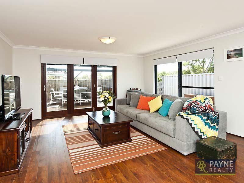 2 Langston Close, Port Kennedy WA 6172, Image 1