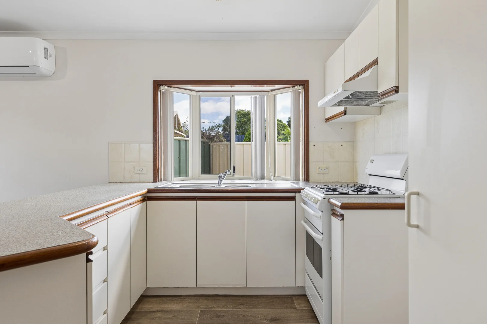 Additional image 9 of 29B Casuarina Drive, Halls Head WA 6210