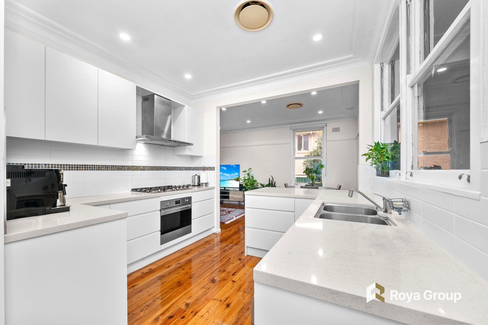 3 bedrooms House in 20 Charles St BAULKHAM HILLS NSW, 2153