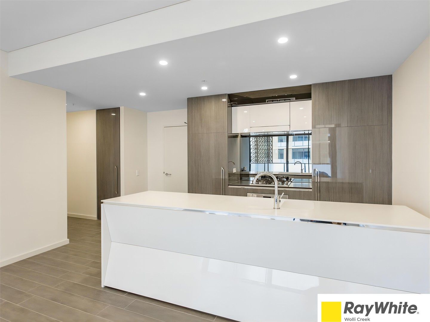 2 bedrooms Apartment / Unit / Flat in 628/1 Burroway Road WENTWORTH POINT NSW, 2127