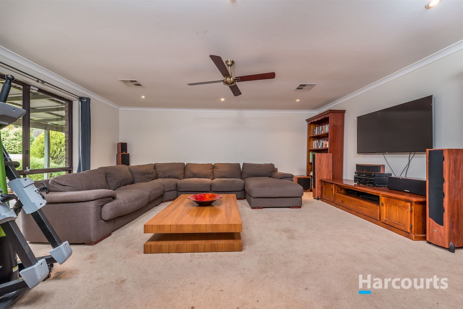 7 Spur Place, Bullsbrook WA 6084, Image 2