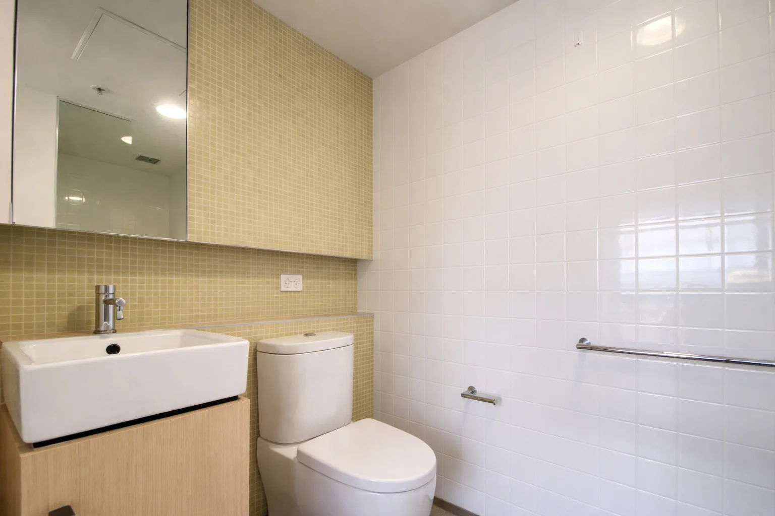 Additional image 4 of 918/152 Sturt St, Southbank VIC 3006