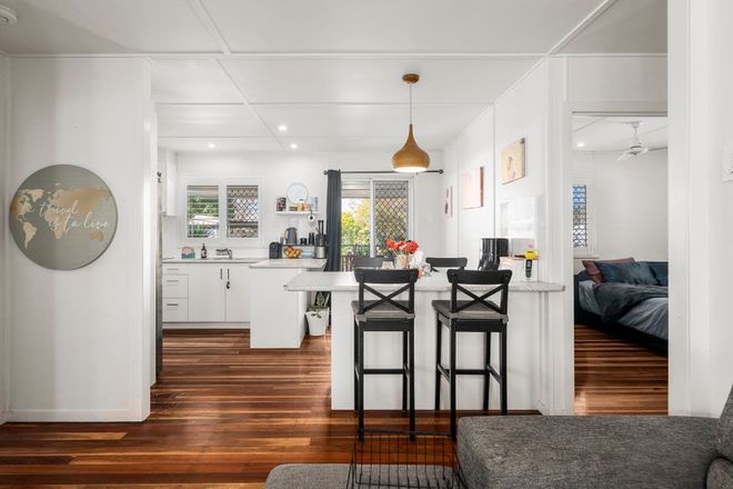 66 Alice Street Silkstone 4304 - Image 5