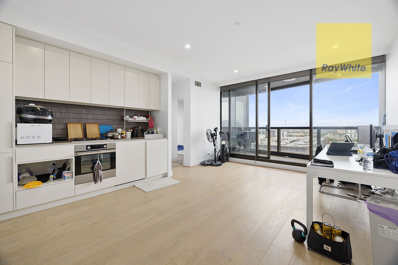1 bedrooms Apartment / Unit / Flat in 1403/411 Kind William Street ADELAIDE SA, 5000