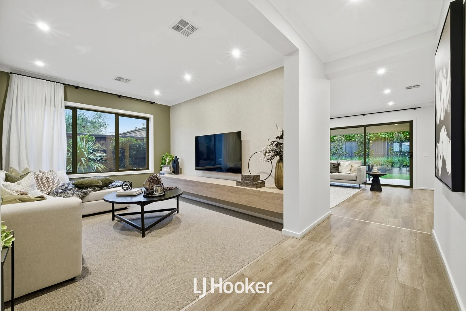 Additional image 5 of 26 Zagros Street, Clyde North VIC 3978