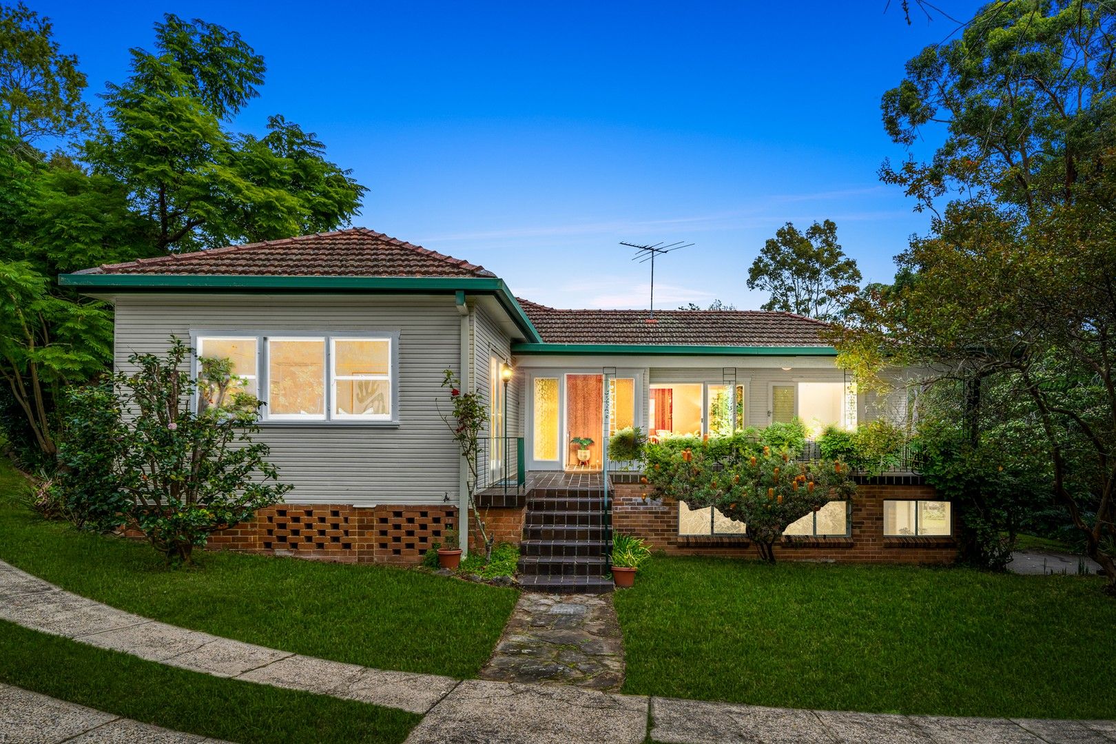 6 bedrooms House in 333 Malton Road NORTH EPPING NSW, 2121
