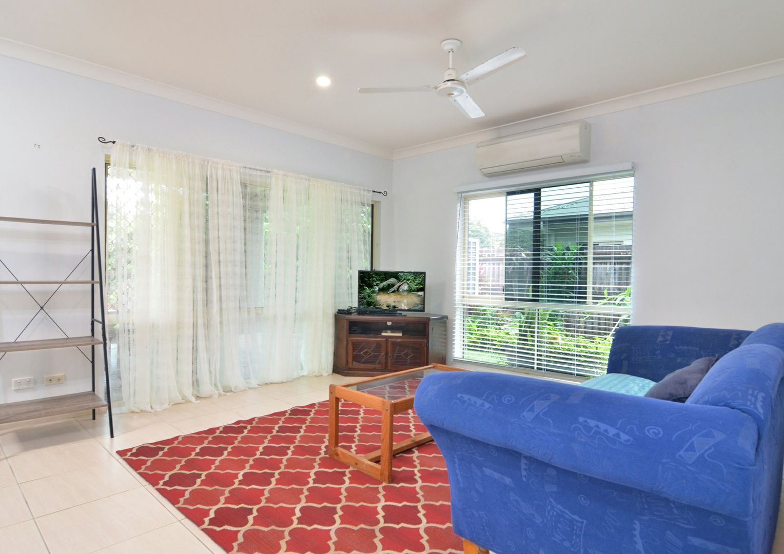 4 Riflebird Crescent, Mossman QLD 4873, Image 2