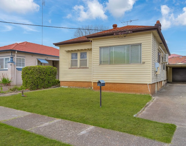 27 Boreas Road, Hamilton North NSW 2292