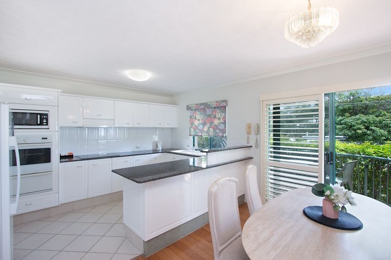 2/147 Golden Four Drive - Pacific Place North, Bilinga QLD 4225, Image 2