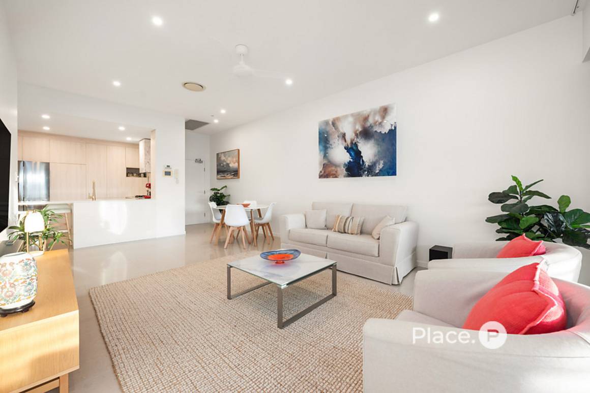 4/232 Oxford Street Balmoral 4171 - Image 6