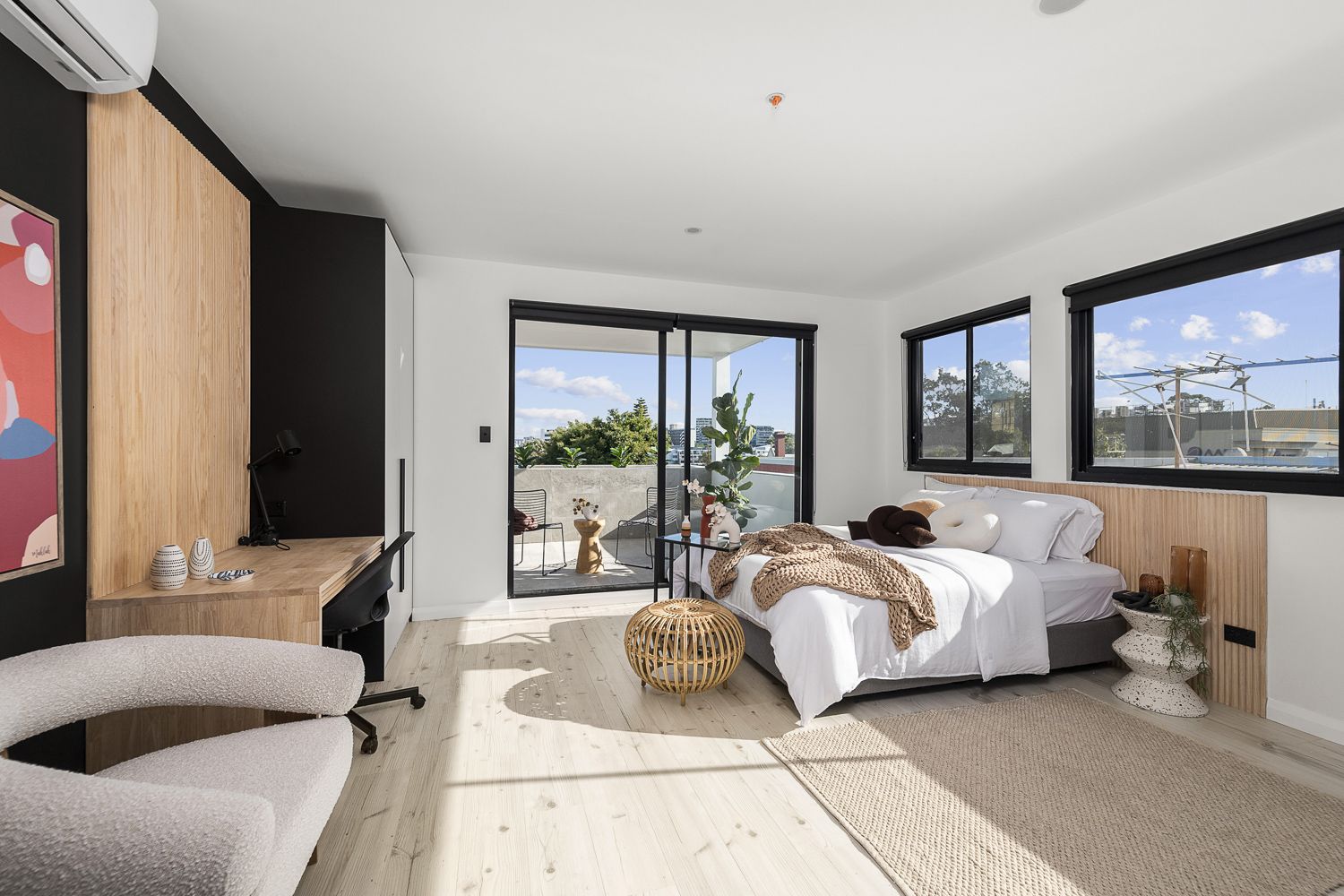 1 bedrooms Apartment / Unit / Flat in 13-15 Ross St FOREST LODGE NSW, 2037