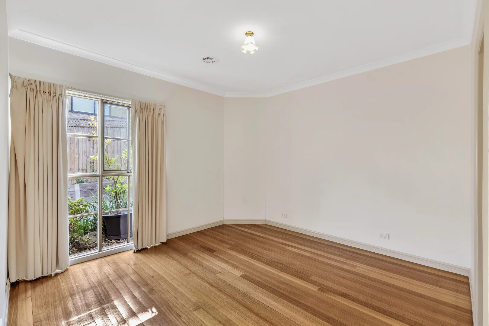 Additional image 5 of 3/15 Cedric Street, Ivanhoe East VIC 3079