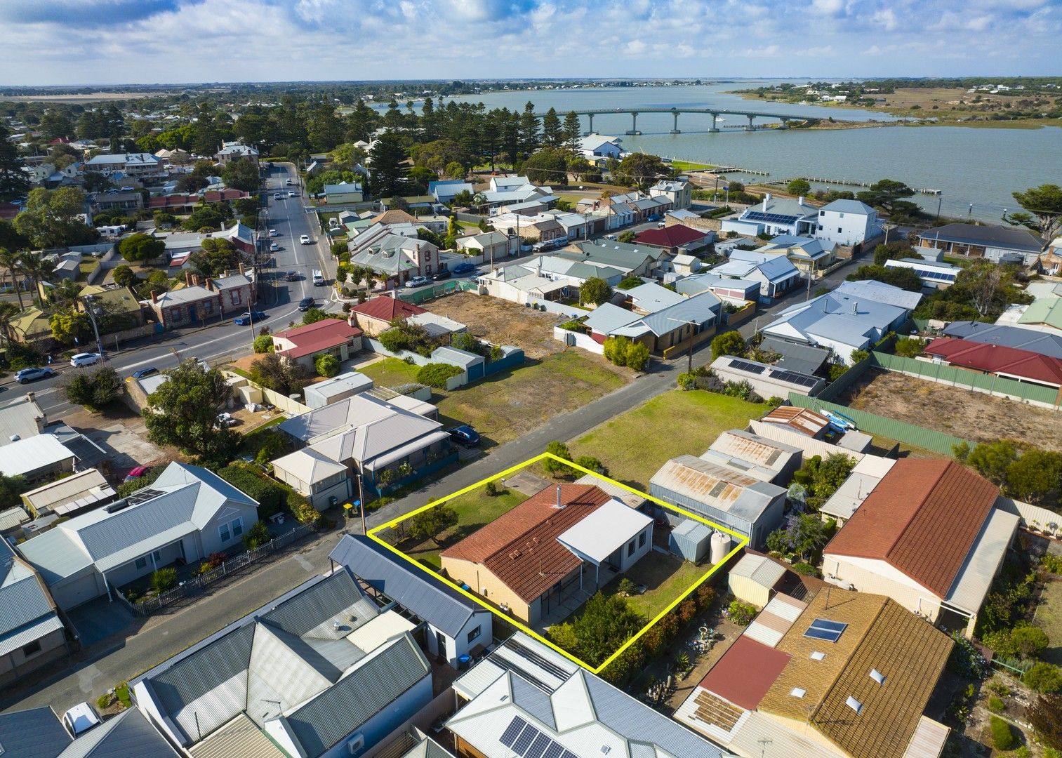 3 bedrooms House in 5 Sidmouth Street GOOLWA SA, 5214