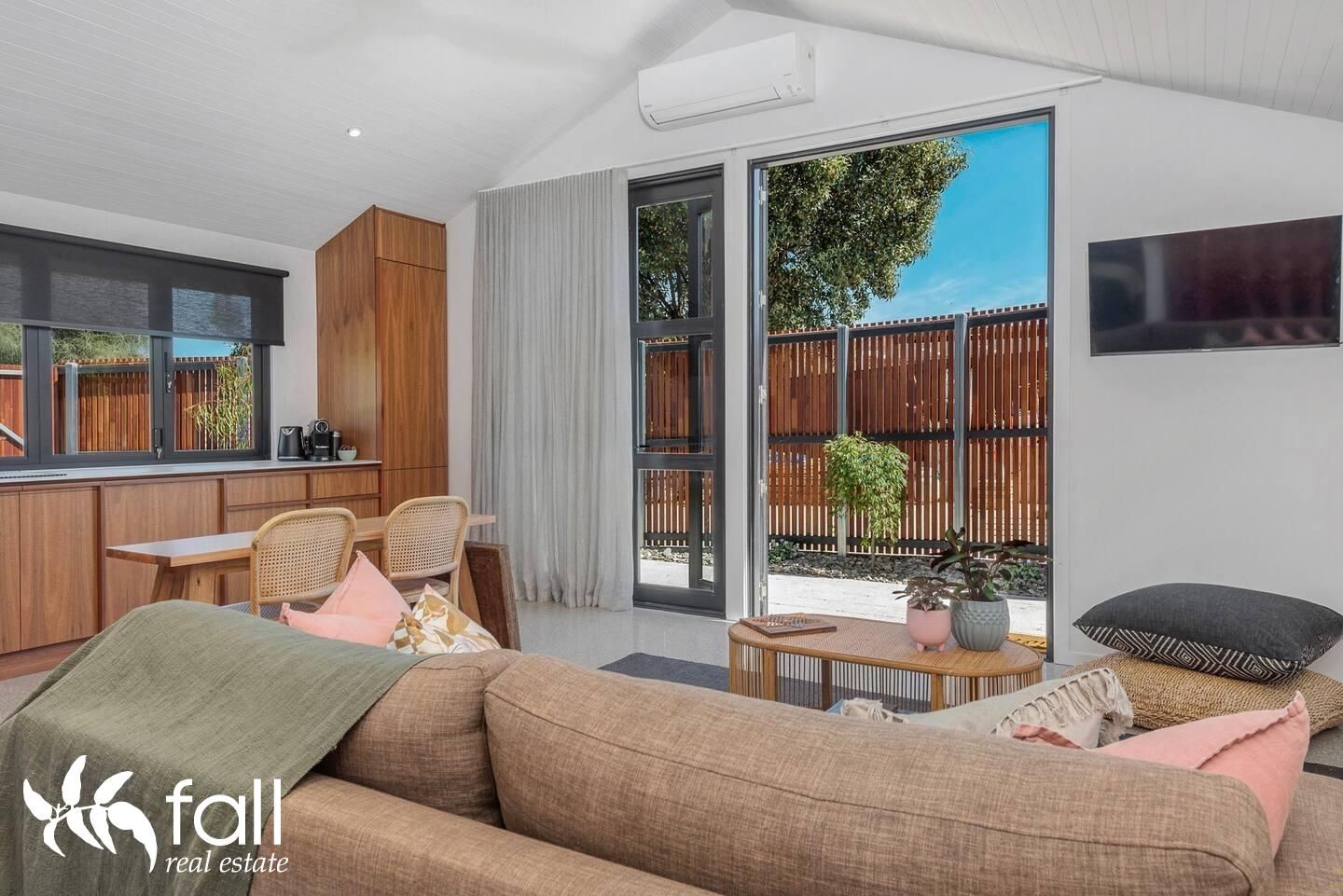 28a Frederick Henry Parade, Cremorne TAS 7024 House For Rent 650