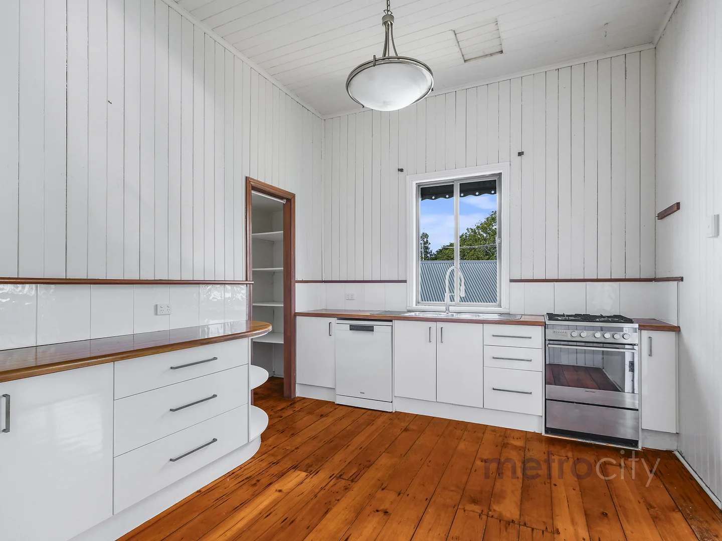 Additional image 6 of 107 Victoria Street, Fairfield QLD 4103