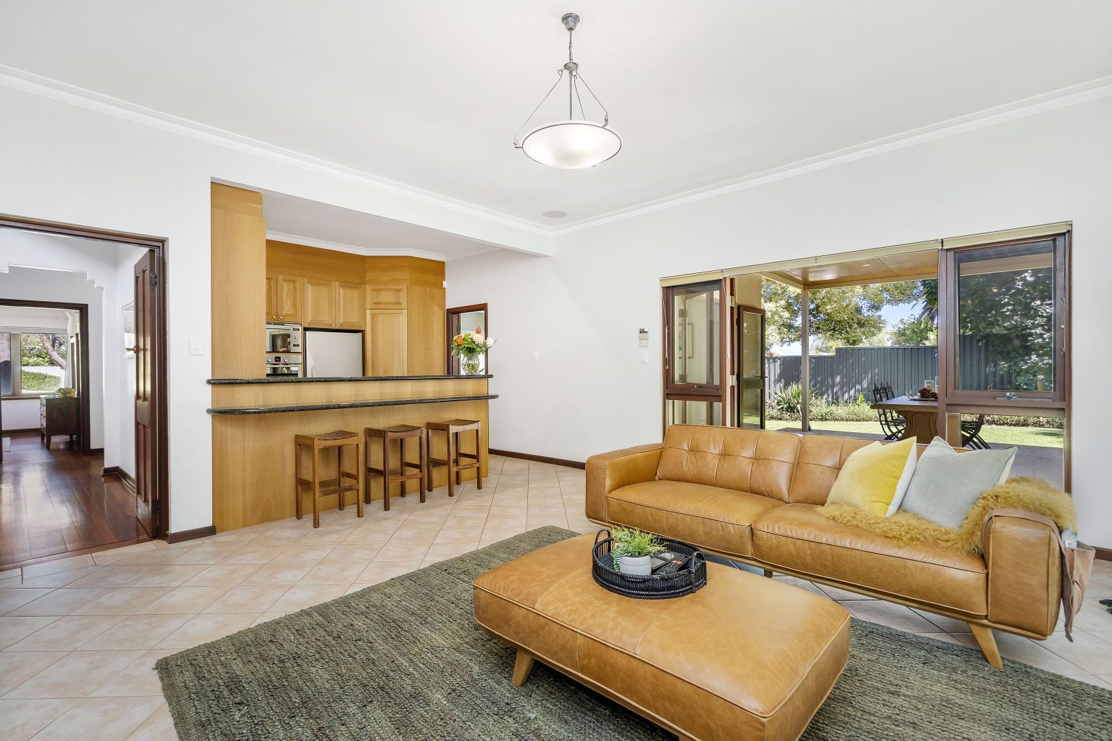 8 Kingsland Avenue, City Beach WA 6015, Image 1