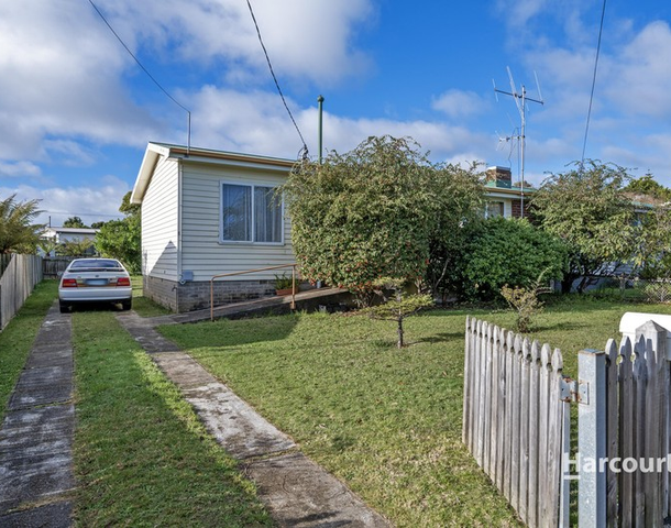 4 Lewis Street, Somerset TAS 7322