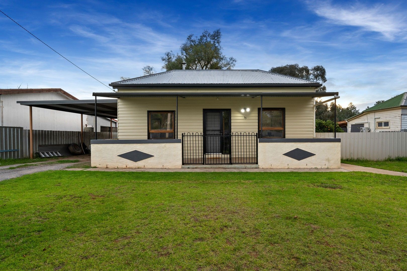 33 Ramsay Street, Corowa NSW 2646, Image 0