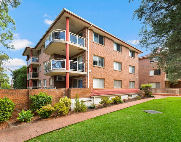 10/64 Cairds Avenue, Bankstown NSW 2200