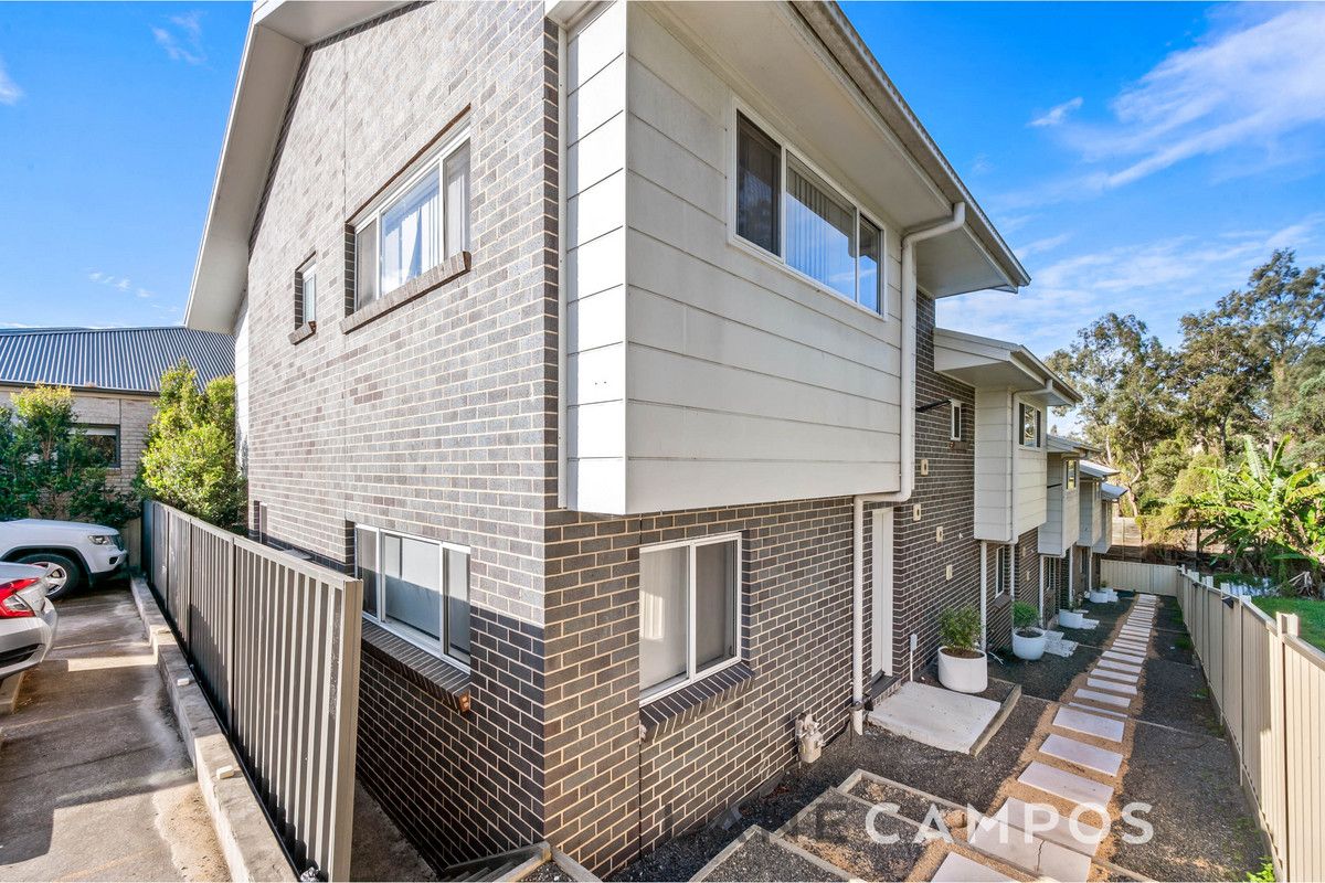 3 bedrooms Townhouse in 1/265 Sandgate Road SHORTLAND NSW, 2307