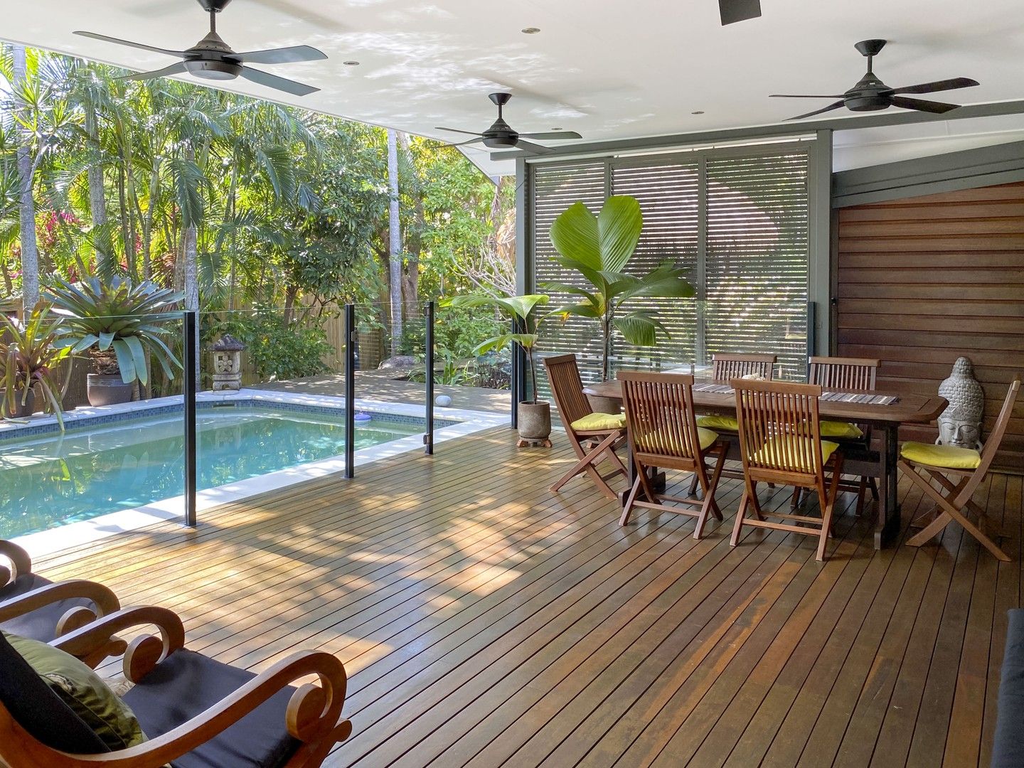 3 bedrooms House in 100 Horseshoe Bay Rd HORSESHOE BAY QLD, 4819