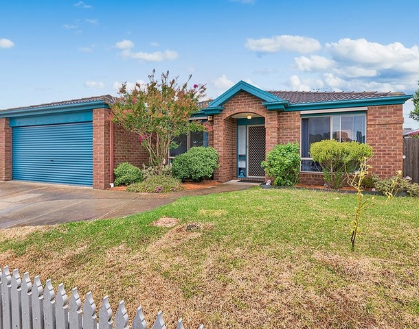 46 Mariner Close, Cranbourne North VIC 3977