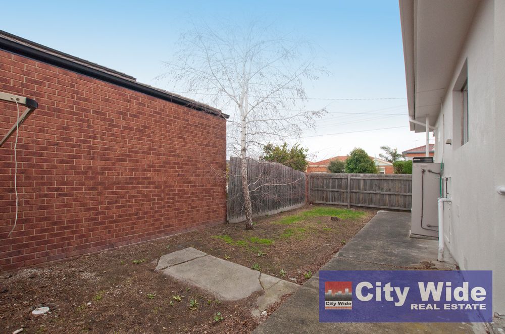 40 McMillan Street, Clayton South VIC 3169, Image 2