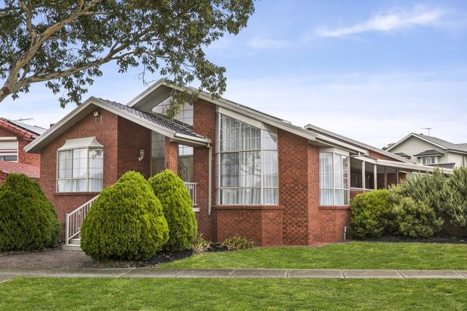 Picture of 1 Medici Court, TAYLORS LAKES VIC 3038