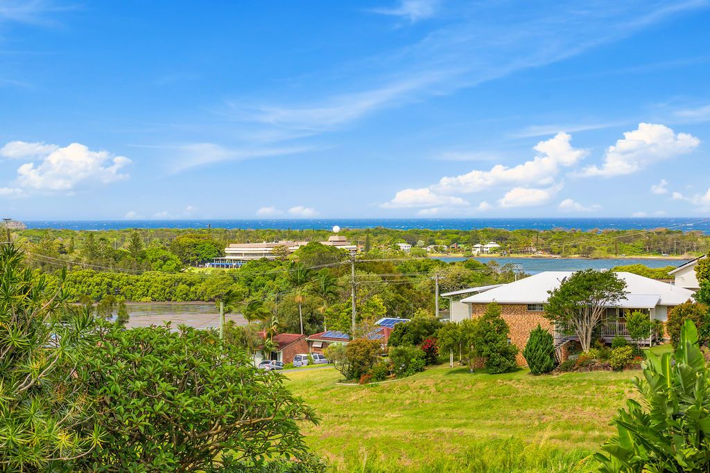 14 Raward Avenue, Banora Point Property History & Address Research