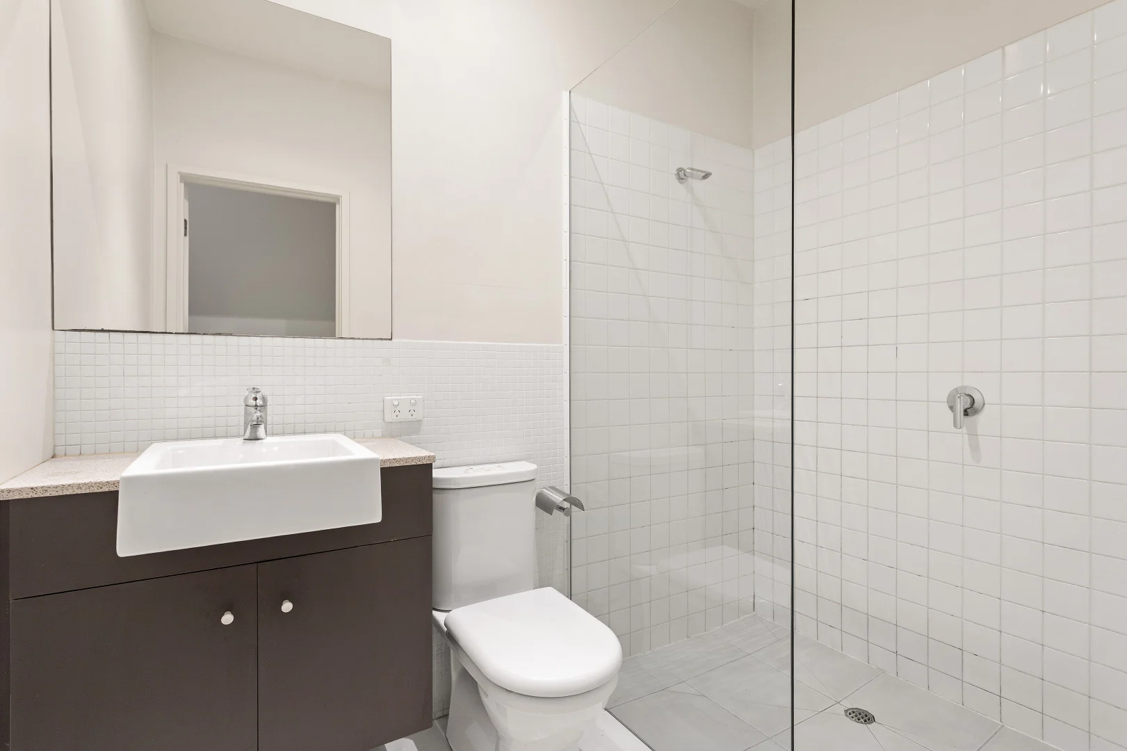 Additional image 5 of 4/2A Shirley Grove, St Kilda East VIC 3183