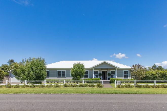 Picture of 10 Echo Place, ONE MILE NSW 2316