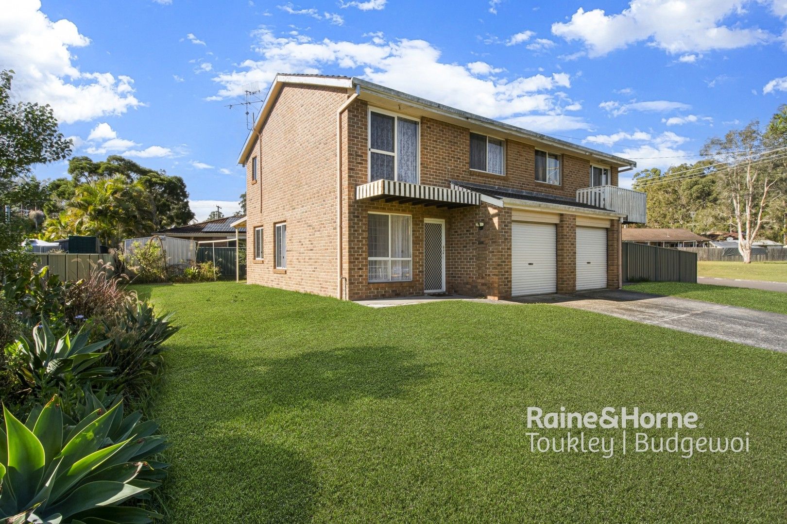 3 bedrooms House in 2/33 De L'Isle Drive WATANOBBI NSW, 2259