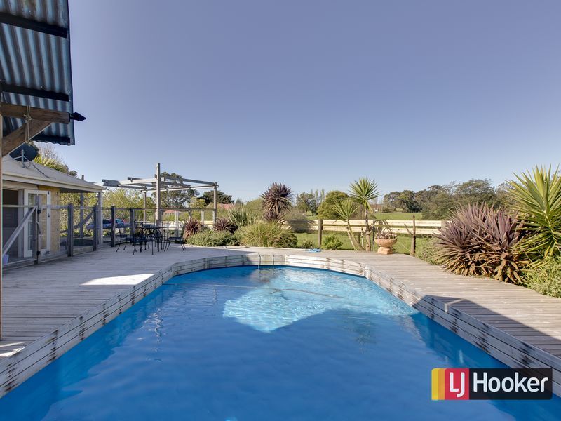 1073 Loch-Kernot Road, Kernot VIC 3979, Image 2