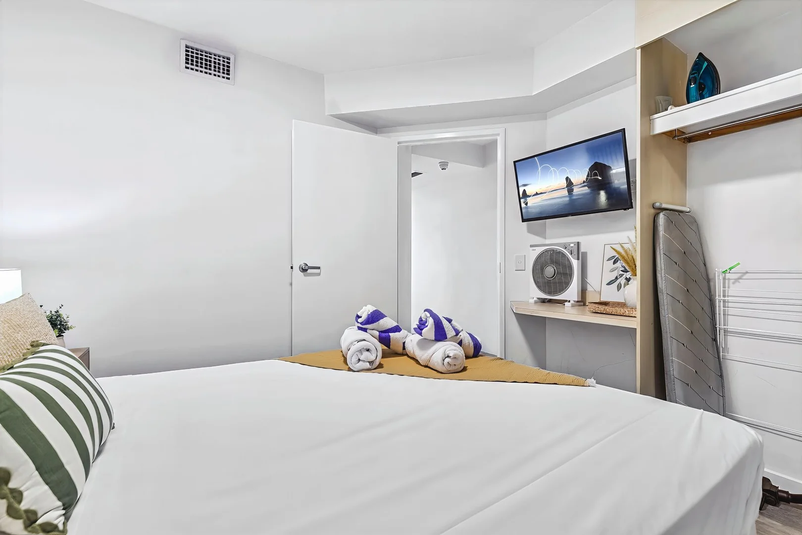 Additional image 6 of 305/71-75 Lake Street, Cairns City QLD 4870