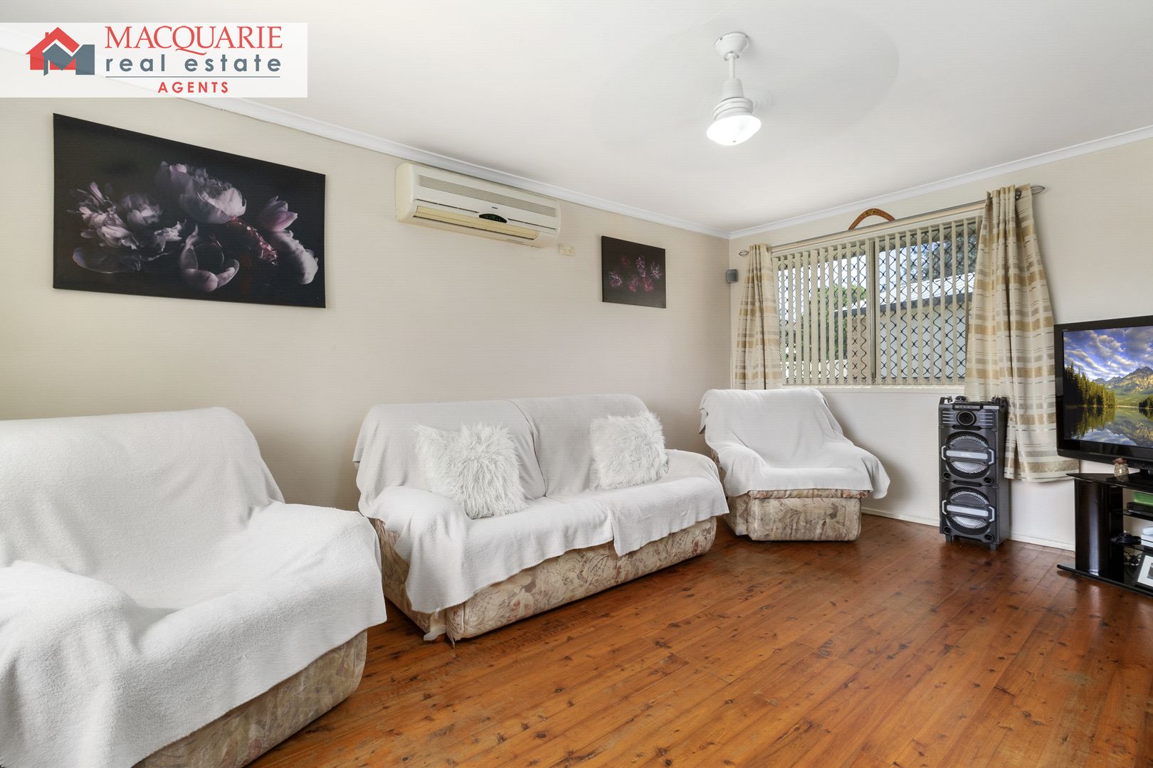 129 Harrow Road, Glenfield NSW 2167, Image 2