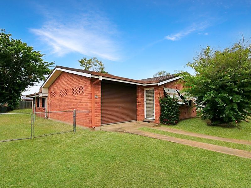 3 bedrooms House in 135 Thuringowa Drive KIRWAN QLD, 4817